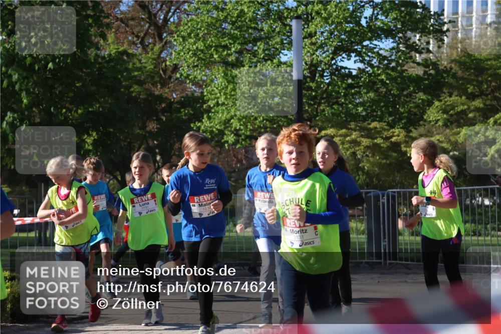 25.04.2025 - Das Zehntel Zöllner http://msf.ph/oto/7674624 26.04.2025 07:45:54 Laufen 3191, 1234, 3131 meine-sportfotos.de