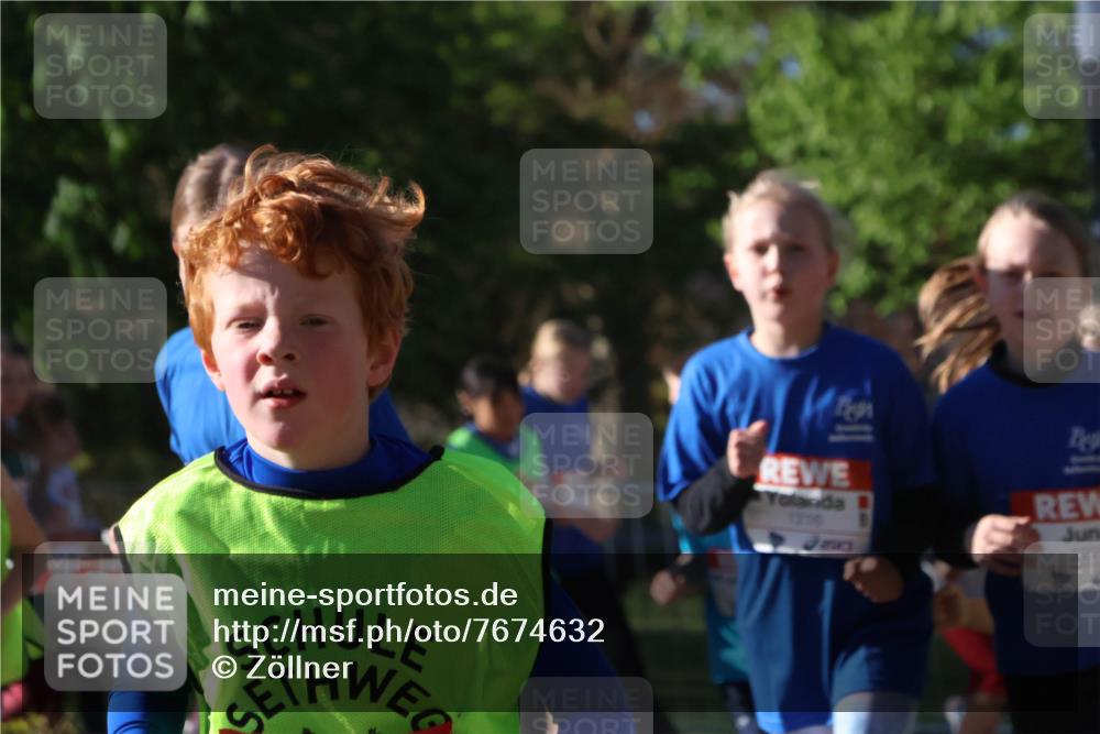 25.04.2025 - Das Zehntel Zöllner http://msf.ph/oto/7674632 26.04.2025 07:45:55 Laufen 122 meine-sportfotos.de