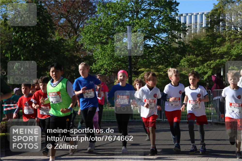 25.04.2025 - Das Zehntel Zöllner http://msf.ph/oto/7674662 26.04.2025 07:45:58 Laufen 1552, 1247, 716, 1710 meine-sportfotos.de