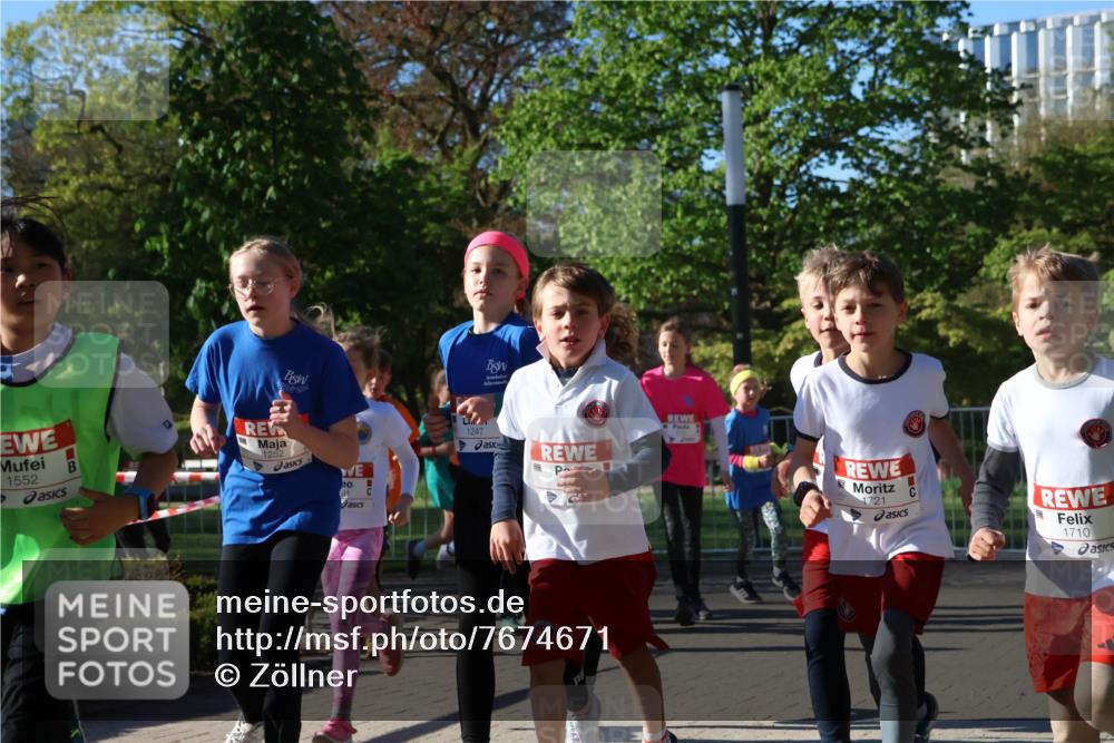 25.04.2025 - Das Zehntel Zöllner http://msf.ph/oto/7674671 26.04.2025 07:45:59 Laufen 1552, 1252, 1247, 1721, 1710 meine-sportfotos.de