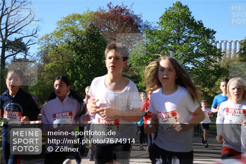 25.04.2025 - Das Zehntel Zöllner http://msf.ph/oto/7674914 26.04.2025 07:46:21 Laufen 2472, 2480, 2846, 2854, 2130 meine-sportfotos.de