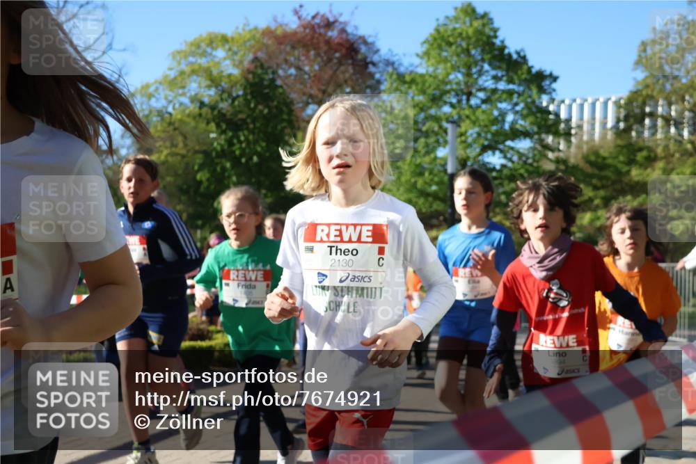 25.04.2025 - Das Zehntel Zöllner http://msf.ph/oto/7674921 26.04.2025 07:46:21 Laufen 2130, 106 meine-sportfotos.de