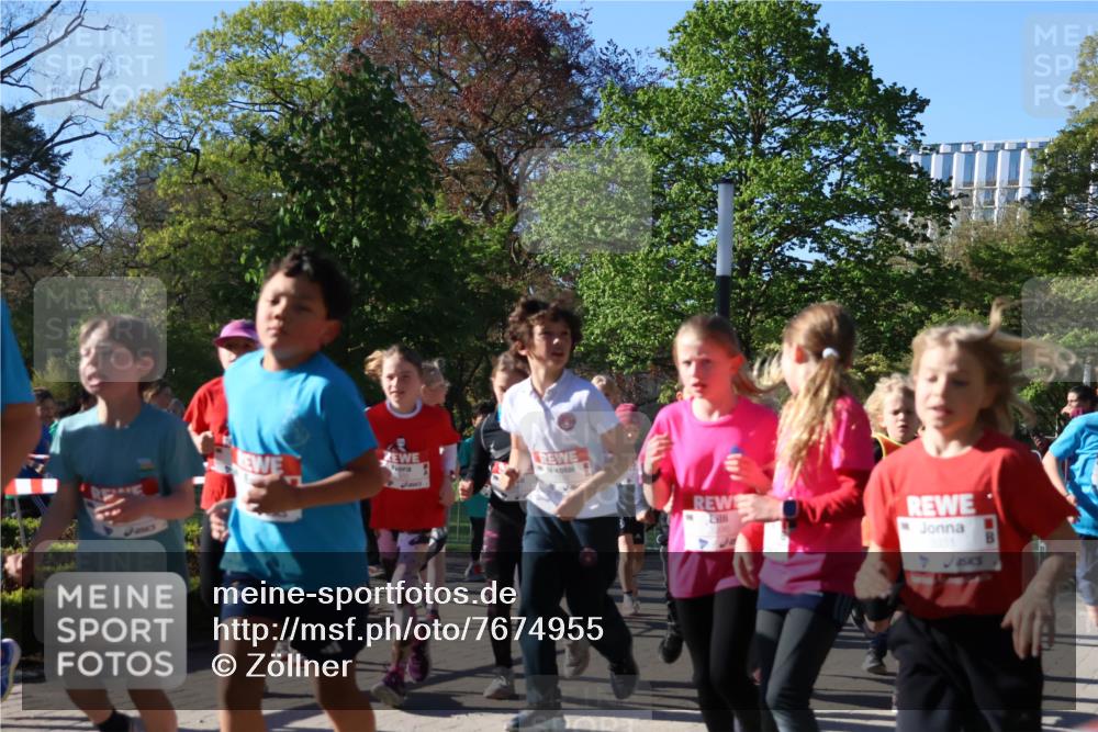 25.04.2025 - Das Zehntel Zöllner http://msf.ph/oto/7674955 26.04.2025 07:46:25 Laufen  meine-sportfotos.de