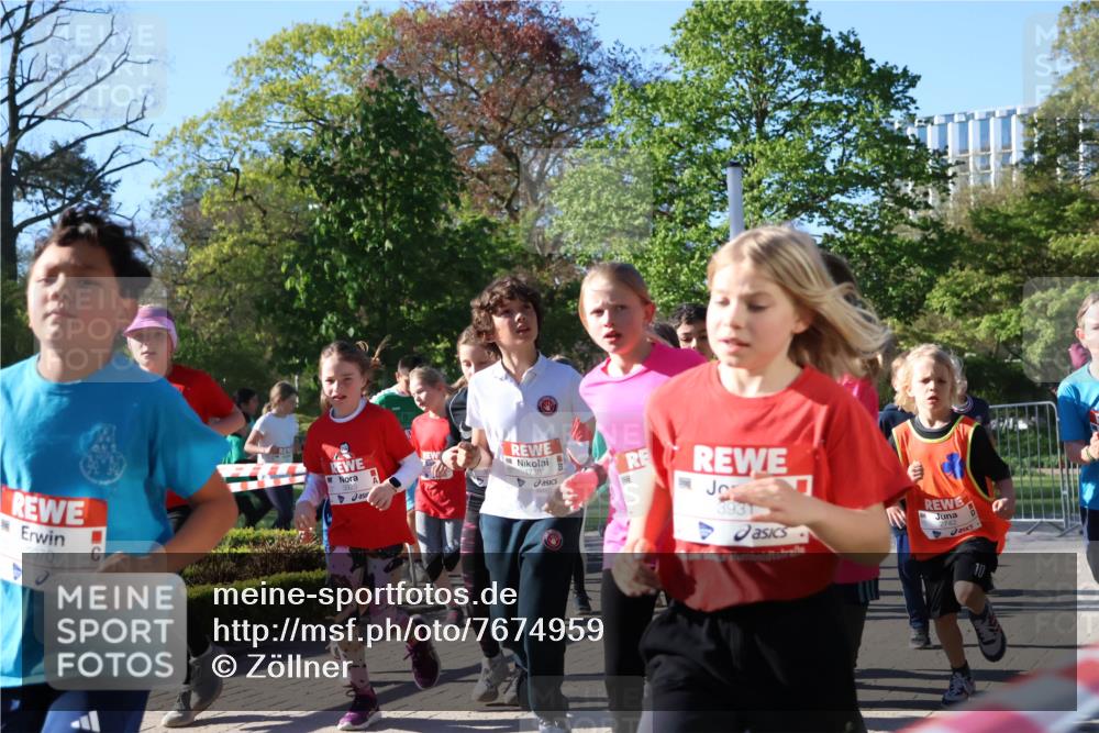 25.04.2025 - Das Zehntel Zöllner http://msf.ph/oto/7674959 26.04.2025 07:46:26 Laufen 2070, 1738, 3931, 2742, 10 meine-sportfotos.de