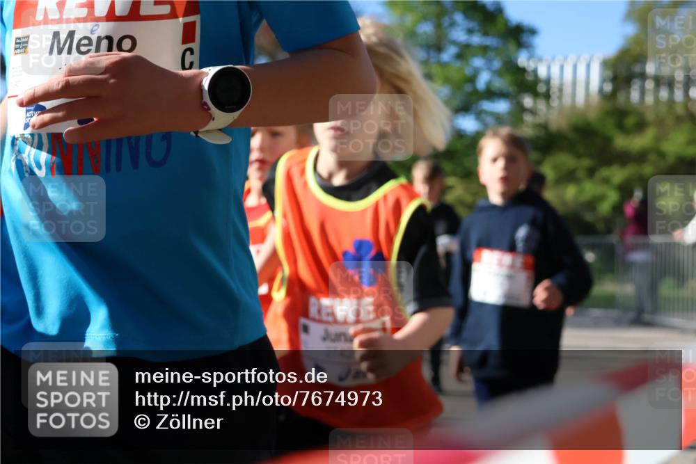 25.04.2025 - Das Zehntel Zöllner http://msf.ph/oto/7674973 26.04.2025 07:46:27 Laufen 2742 meine-sportfotos.de