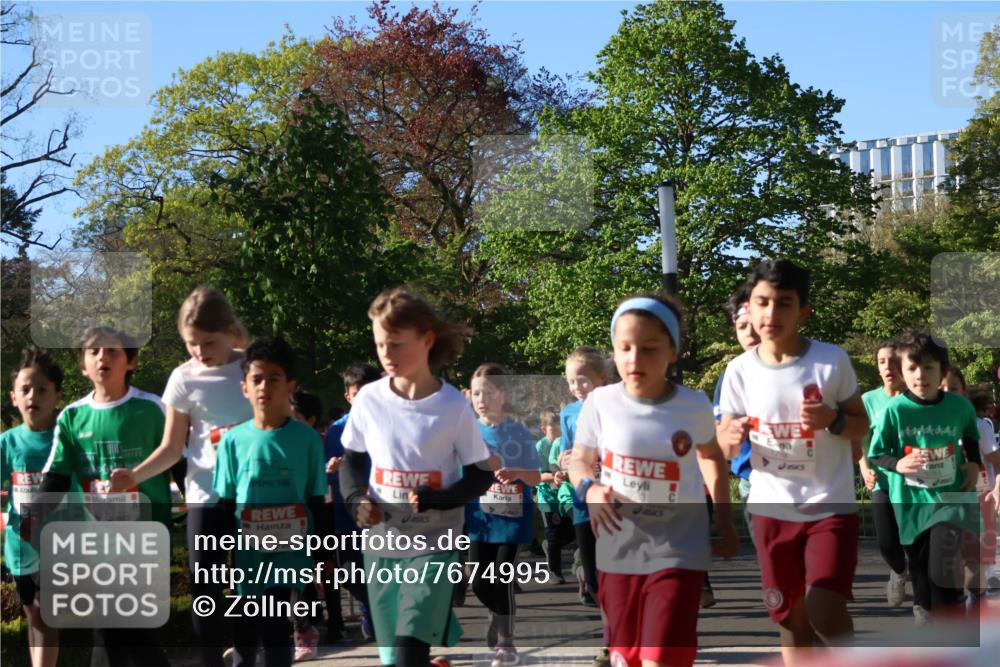 25.04.2025 - Das Zehntel Zöllner http://msf.ph/oto/7674995 26.04.2025 07:46:30 Laufen 1592 meine-sportfotos.de