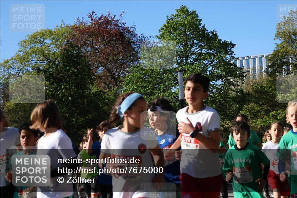 25.04.2025 - Das Zehntel Zöllner http://msf.ph/oto/7675000 26.04.2025 07:46:31 Laufen 2823 meine-sportfotos.de