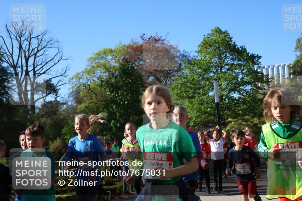 25.04.2025 - Das Zehntel Zöllner http://msf.ph/oto/7675031 26.04.2025 07:46:35 Laufen 1599, 1980, 3571 meine-sportfotos.de