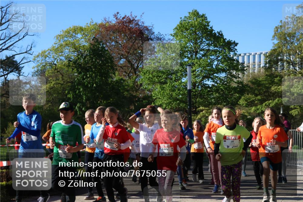 25.04.2025 - Das Zehntel Zöllner http://msf.ph/oto/7675055 26.04.2025 07:46:37 Laufen 2434 meine-sportfotos.de