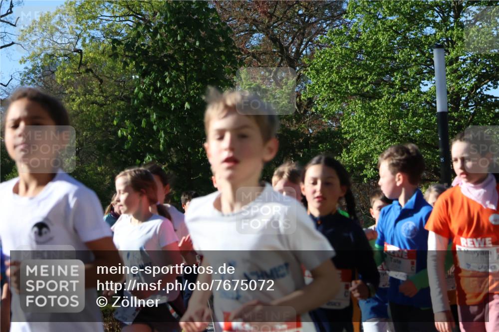 25.04.2025 - Das Zehntel Zöllner http://msf.ph/oto/7675072 26.04.2025 07:46:39 Laufen 3770 meine-sportfotos.de