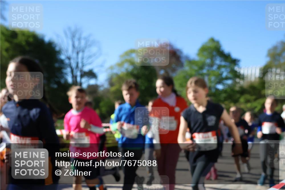 25.04.2025 - Das Zehntel Zöllner http://msf.ph/oto/7675088 26.04.2025 07:46:40 Laufen  meine-sportfotos.de