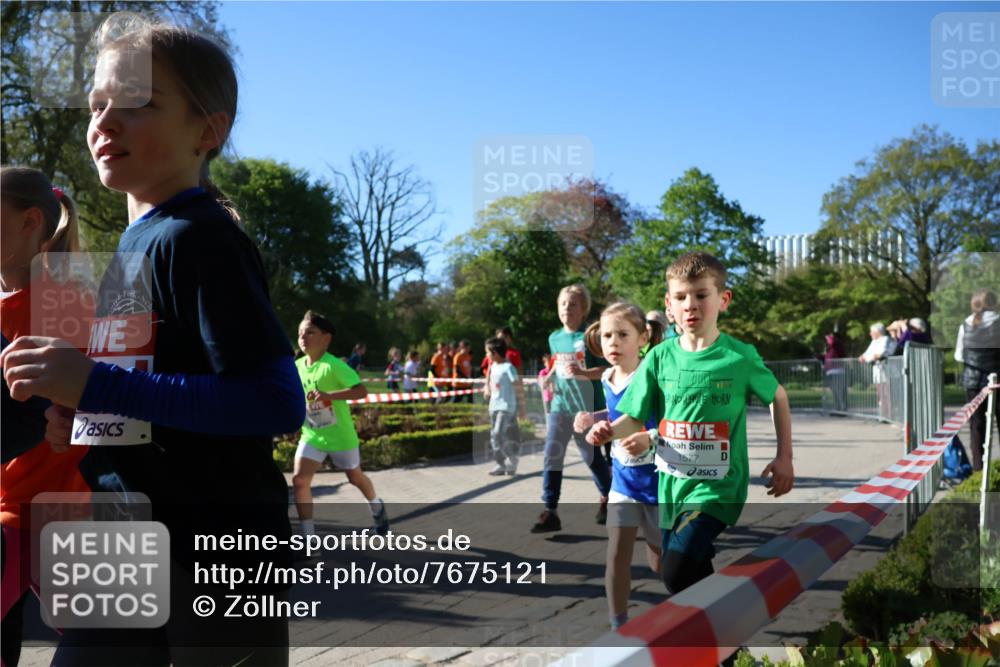 25.04.2025 - Das Zehntel Zöllner http://msf.ph/oto/7675121 26.04.2025 07:46:42 Laufen 1577 meine-sportfotos.de