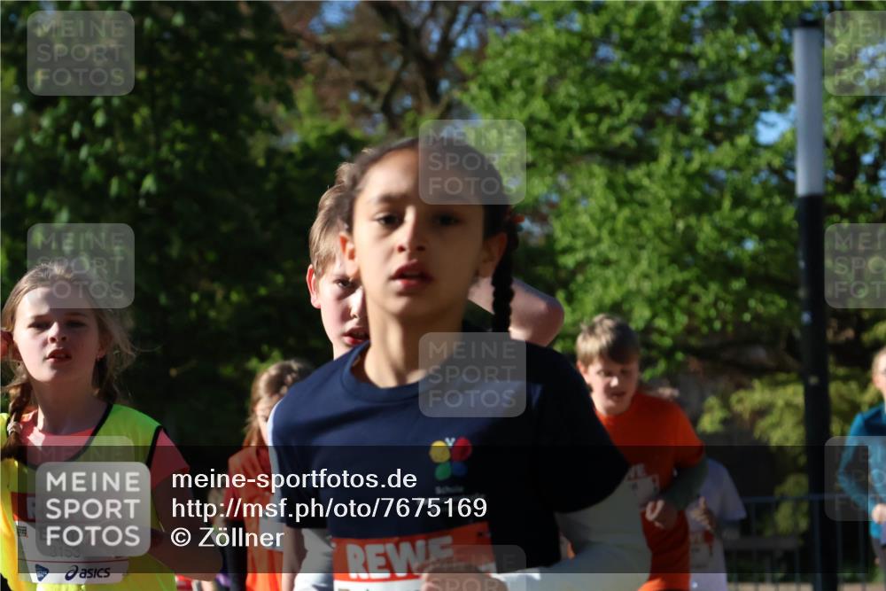 25.04.2025 - Das Zehntel Zöllner http://msf.ph/oto/7675169 26.04.2025 07:46:46 Laufen 3153 meine-sportfotos.de