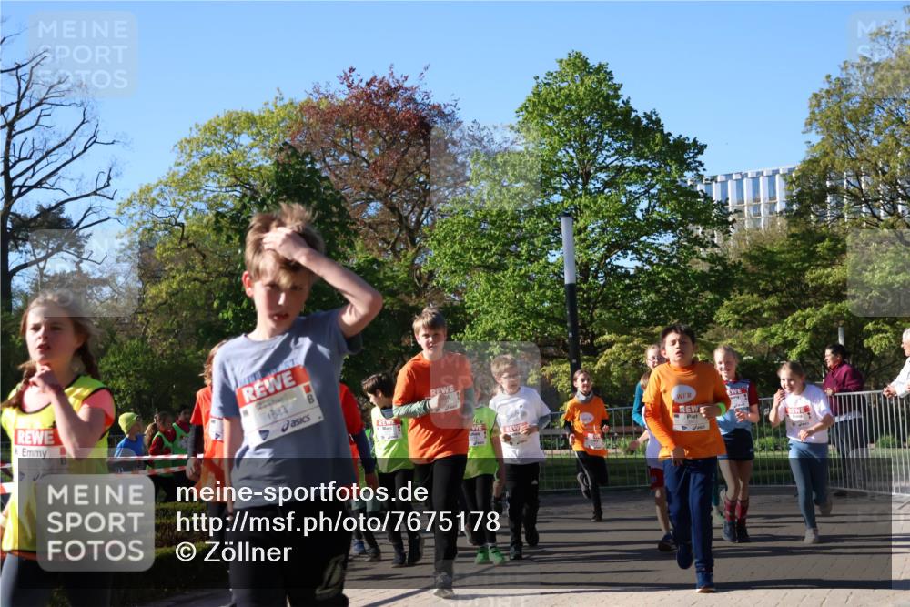 25.04.2025 - Das Zehntel Zöllner http://msf.ph/oto/7675178 26.04.2025 07:46:47 Laufen 3153, 1544 meine-sportfotos.de