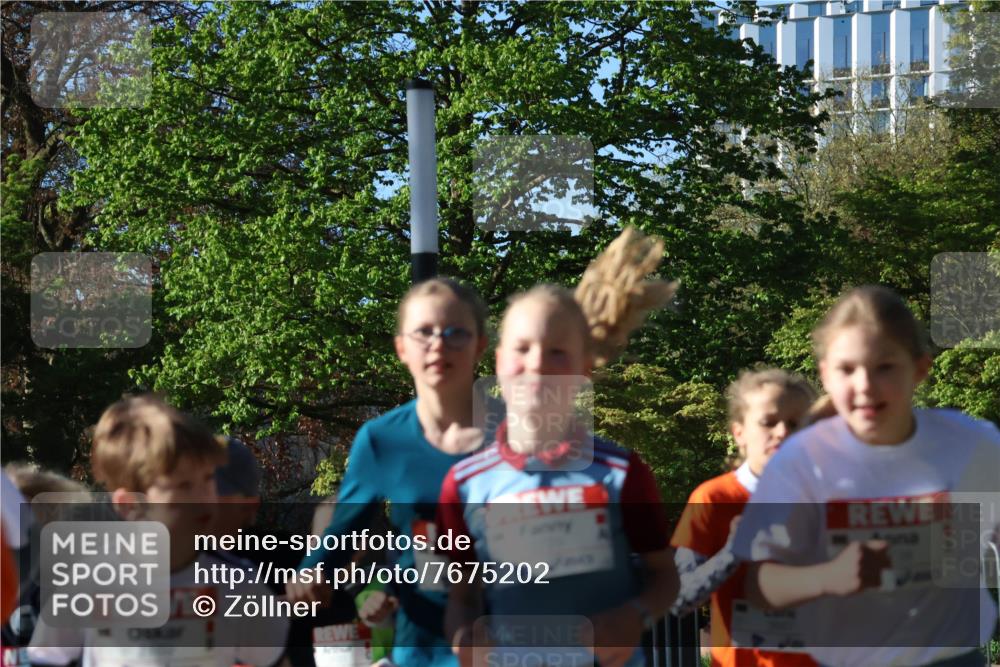 25.04.2025 - Das Zehntel Zöllner http://msf.ph/oto/7675202 26.04.2025 07:46:50 Laufen  meine-sportfotos.de