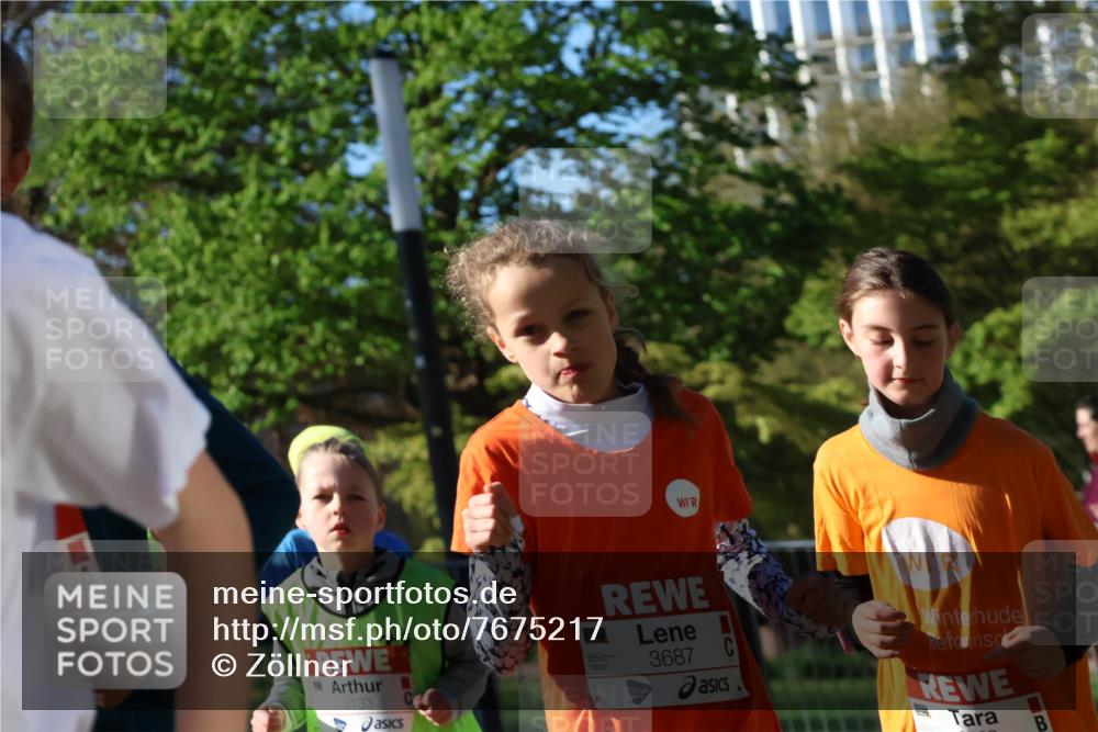 25.04.2025 - Das Zehntel Zöllner http://msf.ph/oto/7675217 26.04.2025 07:46:51 Laufen 3133, 3687, 3687 meine-sportfotos.de