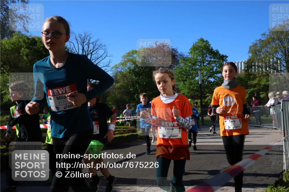 25.04.2025 - Das Zehntel Zöllner http://msf.ph/oto/7675226 26.04.2025 07:46:52 Laufen 2725, 3687, 3763 meine-sportfotos.de