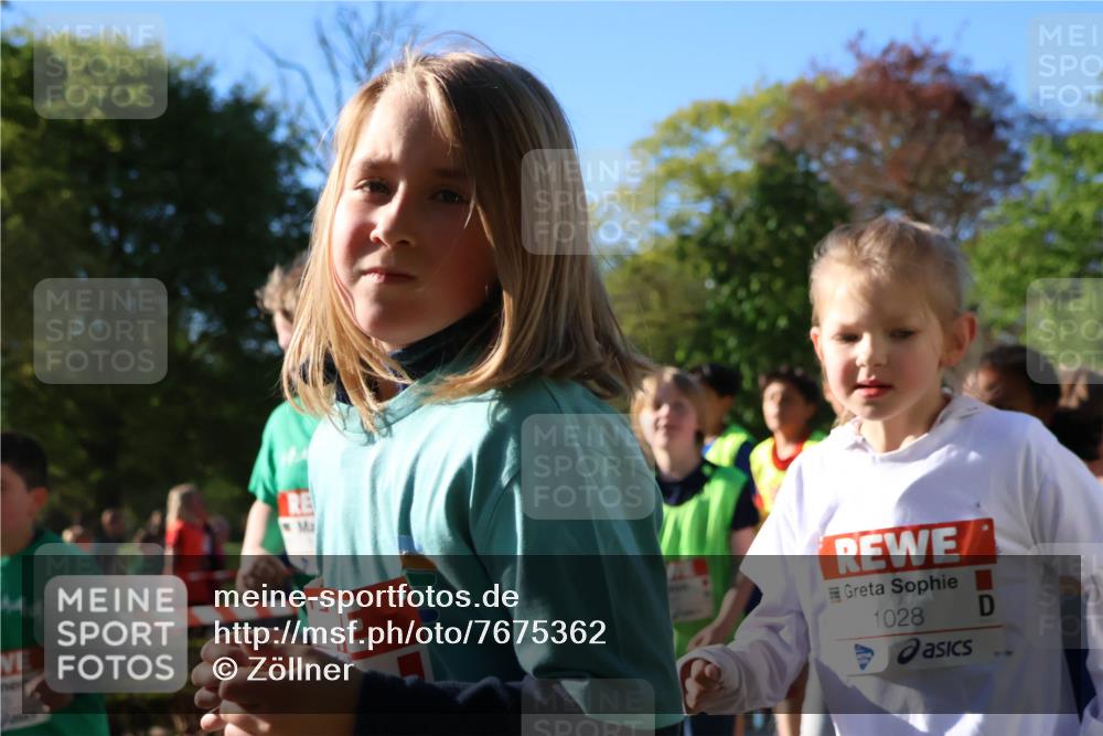 25.04.2025 - Das Zehntel Zöllner http://msf.ph/oto/7675362 26.04.2025 07:47:02 Laufen 144, 1028 meine-sportfotos.de
