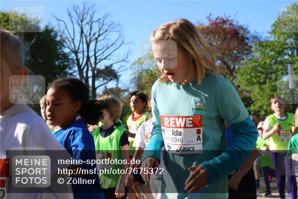 25.04.2025 - Das Zehntel Zöllner http://msf.ph/oto/7675372 26.04.2025 07:47:02 Laufen 2946, 0179, 587, 547, 3 meine-sportfotos.de