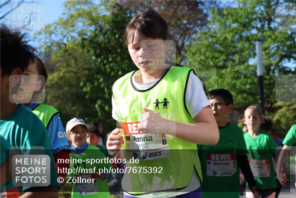 25.04.2025 - Das Zehntel Zöllner http://msf.ph/oto/7675392 26.04.2025 07:47:04 Laufen 47, 3024, 3192, 3192, 1610 meine-sportfotos.de