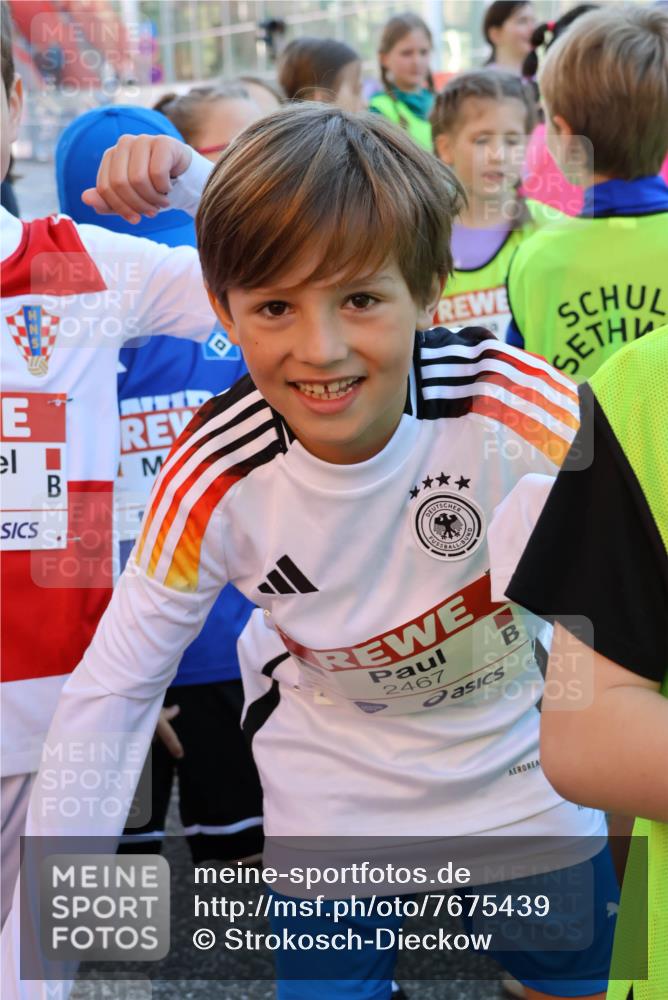 25.04.2025 - Das Zehntel Strokosch-Dieckow http://msf.ph/oto/7675439 26.04.2025 07:24:35 Laufen  meine-sportfotos.de