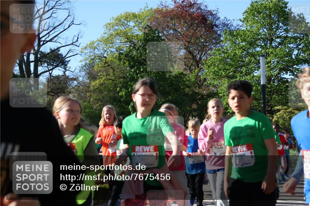 25.04.2025 - Das Zehntel Zöllner http://msf.ph/oto/7675456 26.04.2025 07:47:09 Laufen 1627, 3924 meine-sportfotos.de