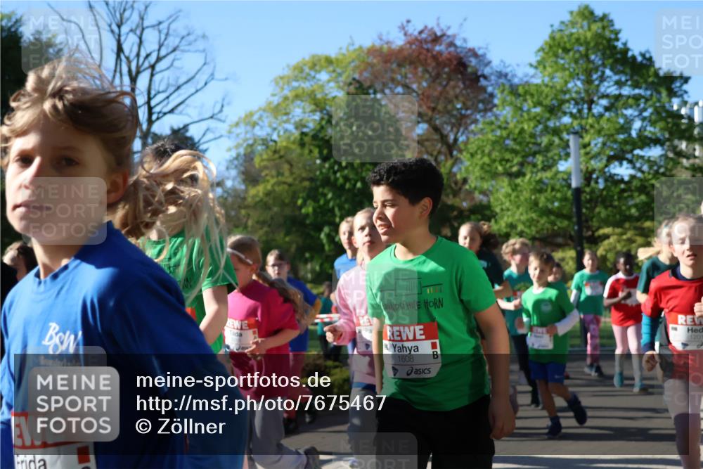 25.04.2025 - Das Zehntel Zöllner http://msf.ph/oto/7675467 26.04.2025 07:47:10 Laufen 1608, 1201 meine-sportfotos.de
