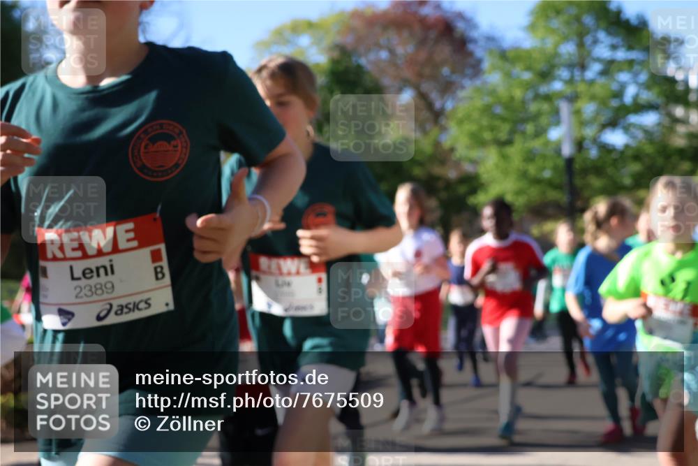 25.04.2025 - Das Zehntel Zöllner http://msf.ph/oto/7675509 26.04.2025 07:47:12 Laufen 2389 meine-sportfotos.de