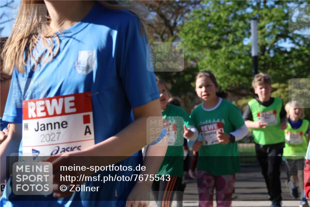 25.04.2025 - Das Zehntel Zöllner http://msf.ph/oto/7675543 26.04.2025 07:47:14 Laufen 2027 meine-sportfotos.de