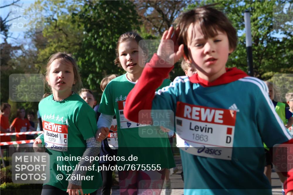 25.04.2025 - Das Zehntel Zöllner http://msf.ph/oto/7675555 26.04.2025 07:47:15 Laufen 1379, 22, 1863 meine-sportfotos.de