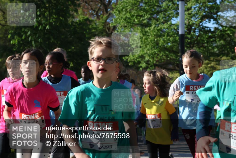 25.04.2025 - Das Zehntel Zöllner http://msf.ph/oto/7675598 26.04.2025 07:47:18 Laufen 3443, 1585, 2237, 30, 9, 15 meine-sportfotos.de