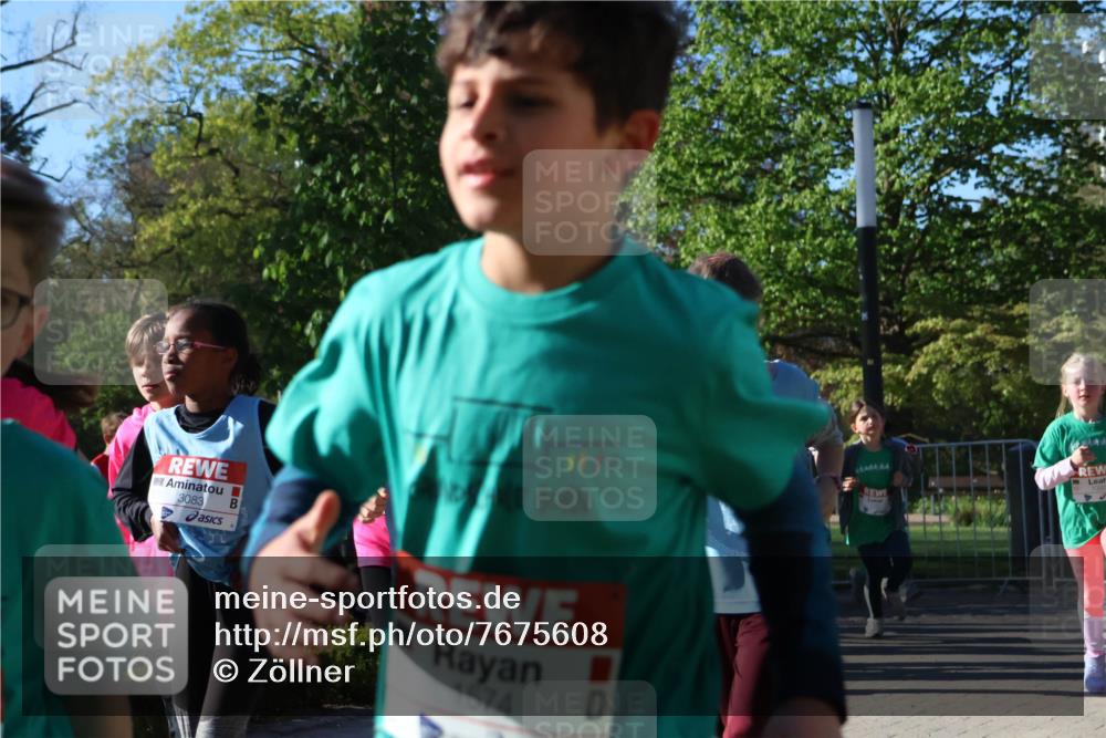 25.04.2025 - Das Zehntel Zöllner http://msf.ph/oto/7675608 26.04.2025 07:47:19 Laufen 3083, 1574 meine-sportfotos.de