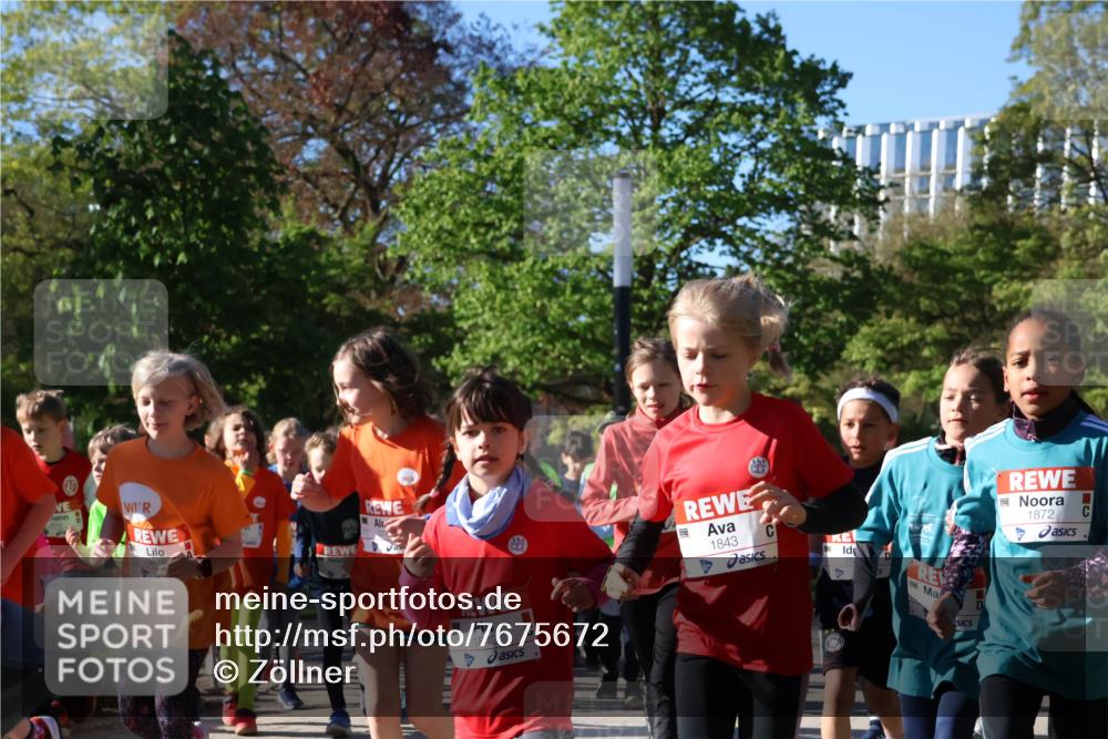 25.04.2025 - Das Zehntel Zöllner http://msf.ph/oto/7675672 26.04.2025 07:47:23 Laufen 618, 1840, 1843, 1872 meine-sportfotos.de