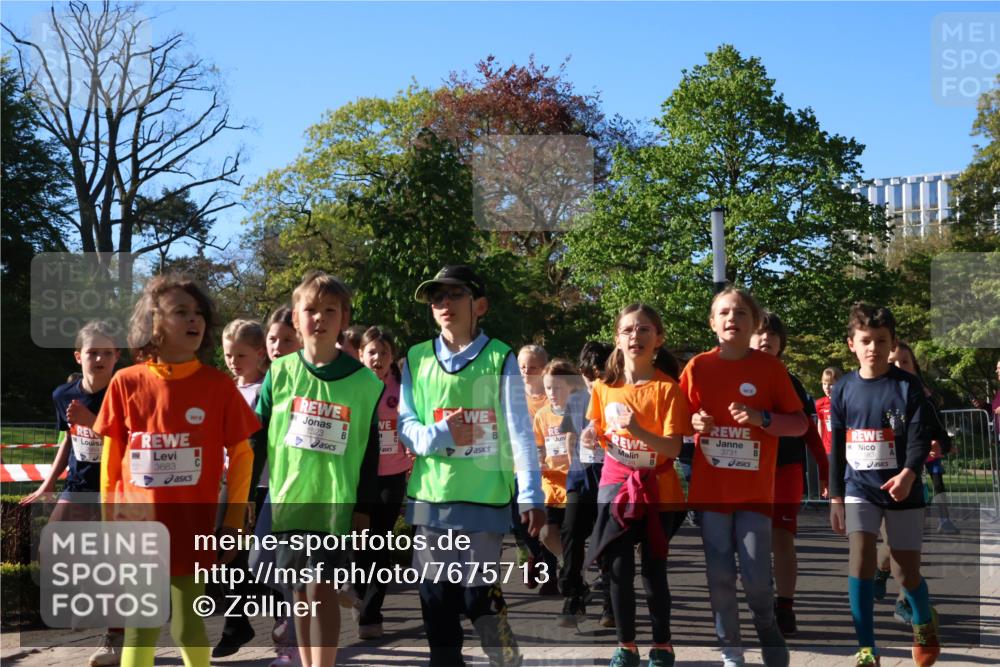 25.04.2025 - Das Zehntel Zöllner http://msf.ph/oto/7675713 26.04.2025 07:47:27 Laufen 3683, 1523, 3731, 183 meine-sportfotos.de