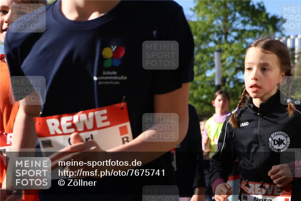 25.04.2025 - Das Zehntel Zöllner http://msf.ph/oto/7675741 26.04.2025 07:47:29 Laufen  meine-sportfotos.de