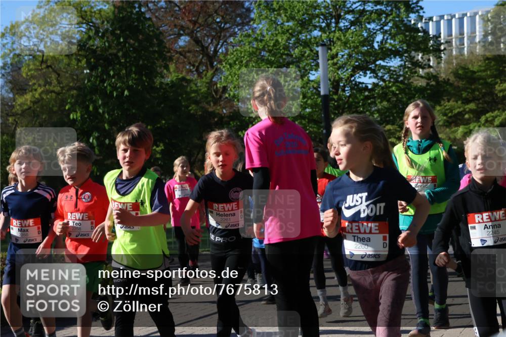 25.04.2025 - Das Zehntel Zöllner http://msf.ph/oto/7675813 26.04.2025 07:47:35 Laufen 2266, 2258, 2025, 2261, 2260, 2245 meine-sportfotos.de