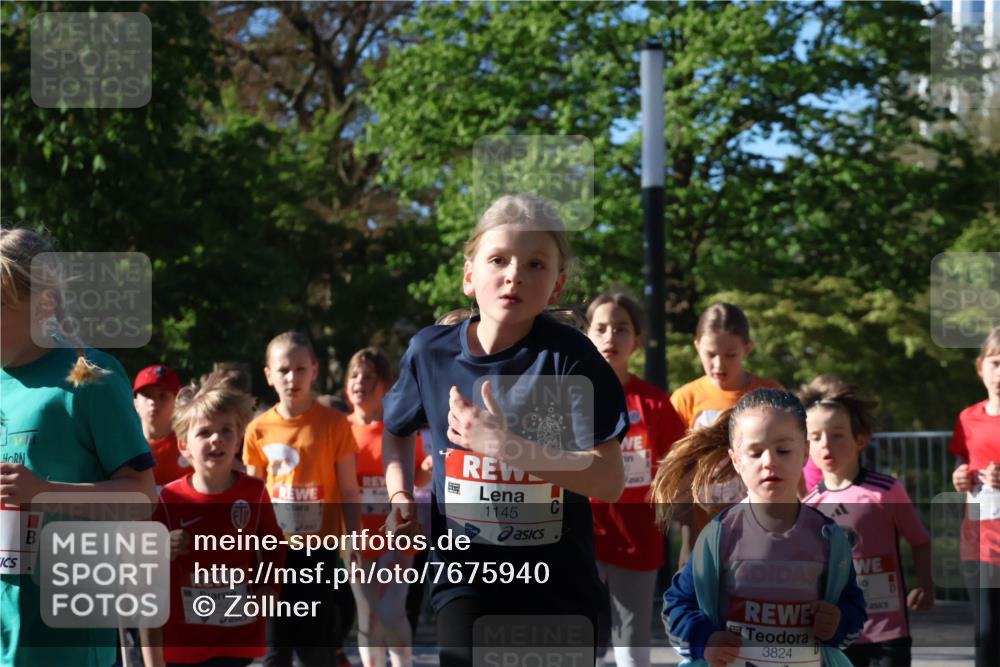 25.04.2025 - Das Zehntel Zöllner http://msf.ph/oto/7675940 26.04.2025 07:47:46 Laufen 2262, 1210, 1145, 3824, 19 meine-sportfotos.de