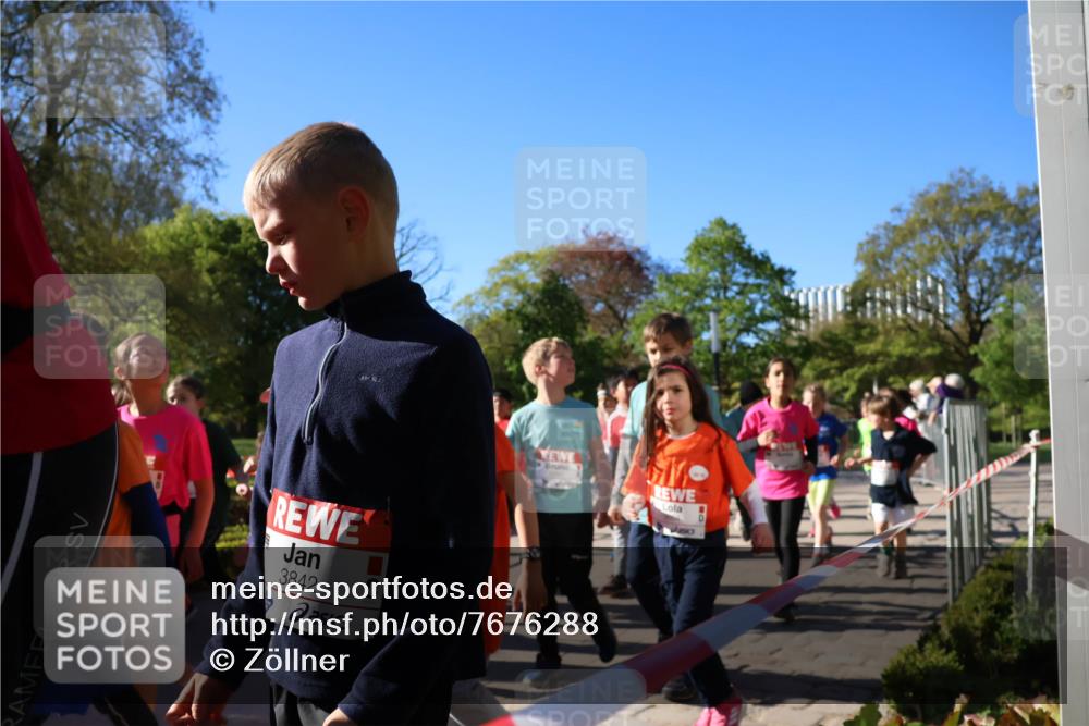 25.04.2025 - Das Zehntel Zöllner http://msf.ph/oto/7676288 26.04.2025 07:48:10 Laufen 3842 meine-sportfotos.de