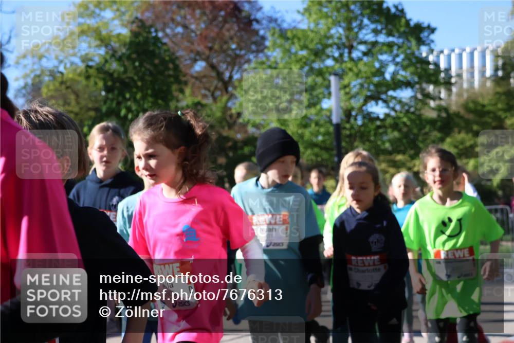 25.04.2025 - Das Zehntel Zöllner http://msf.ph/oto/7676313 26.04.2025 07:48:12 Laufen 3305, 1078 meine-sportfotos.de