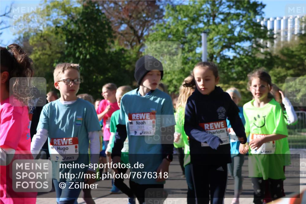 25.04.2025 - Das Zehntel Zöllner http://msf.ph/oto/7676318 26.04.2025 07:48:12 Laufen 2877, 2931, 8 meine-sportfotos.de