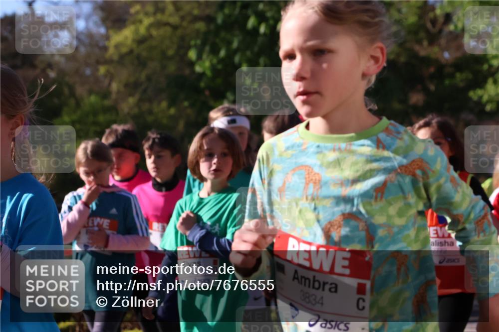 25.04.2025 - Das Zehntel Zöllner http://msf.ph/oto/7676555 26.04.2025 07:48:31 Laufen 3834, 2772 meine-sportfotos.de