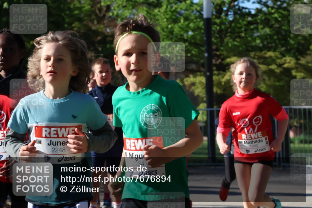 25.04.2025 - Das Zehntel Zöllner http://msf.ph/oto/7676894 26.04.2025 07:48:52 Laufen 2248, 2234, 1890 meine-sportfotos.de