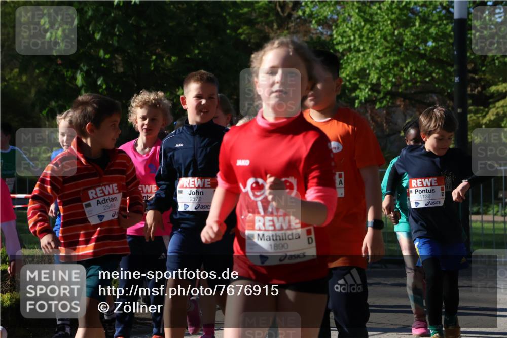 25.04.2025 - Das Zehntel Zöllner http://msf.ph/oto/7676915 26.04.2025 07:48:53 Laufen 2549, 2572, 1890, 1138 meine-sportfotos.de