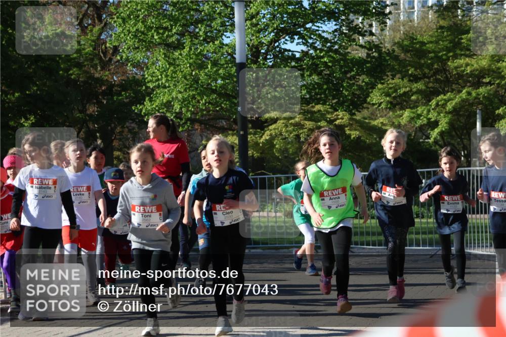 25.04.2025 - Das Zehntel Zöllner http://msf.ph/oto/7677043 26.04.2025 07:49:02 Laufen 1892, 2143, 2140, 2562, 2550, 1500, 1139 meine-sportfotos.de