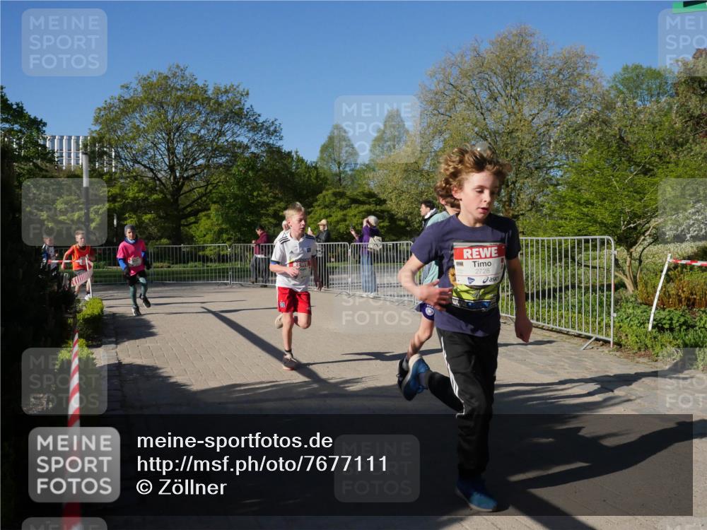 25.04.2025 - Das Zehntel Zöllner http://msf.ph/oto/7677111 26.04.2025 08:41:11 Laufen 2728 meine-sportfotos.de