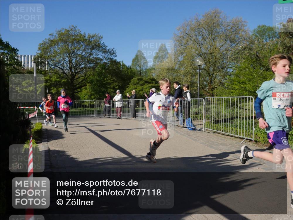 25.04.2025 - Das Zehntel Zöllner http://msf.ph/oto/7677118 26.04.2025 08:41:11 Laufen 2935 meine-sportfotos.de