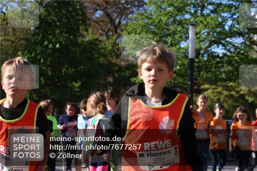 25.04.2025 - Das Zehntel Zöllner http://msf.ph/oto/7677257 26.04.2025 07:49:24 Laufen 932, 2751, 2754, 2754, 19 meine-sportfotos.de