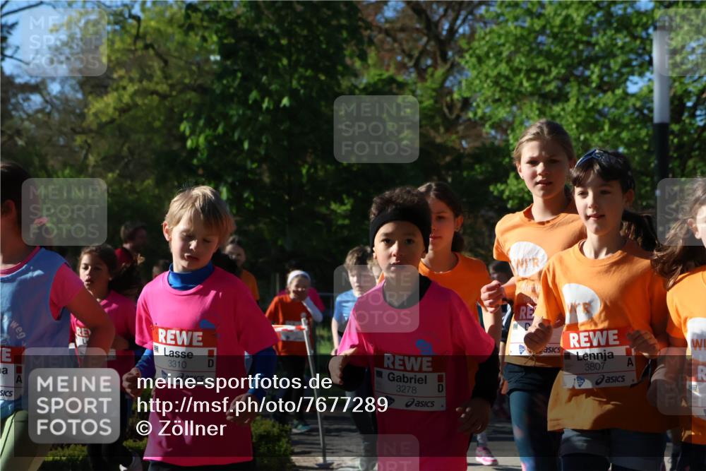 25.04.2025 - Das Zehntel Zöllner http://msf.ph/oto/7677289 26.04.2025 07:49:27 Laufen 3310, 3278, 3807 meine-sportfotos.de