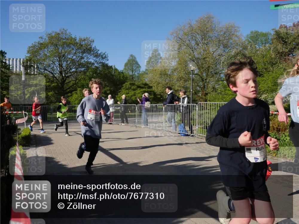 25.04.2025 - Das Zehntel Zöllner http://msf.ph/oto/7677310 26.04.2025 08:41:28 Laufen 1112 meine-sportfotos.de