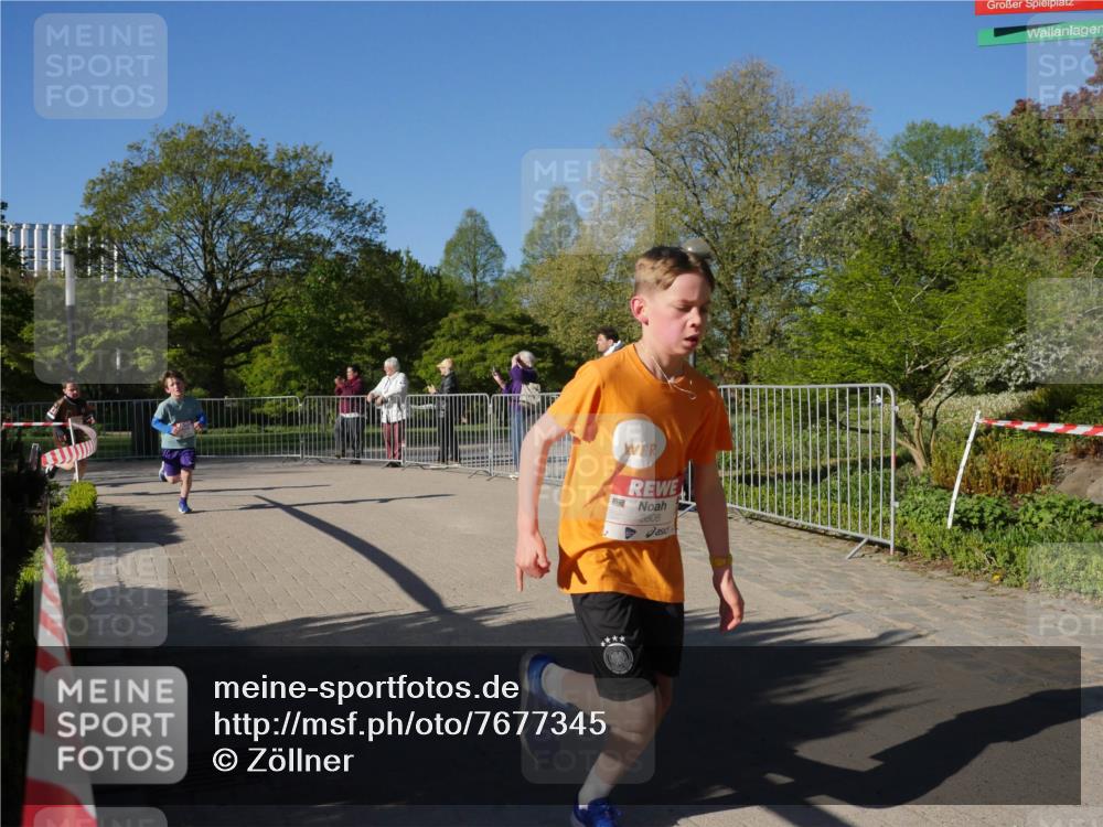 25.04.2025 - Das Zehntel Zöllner http://msf.ph/oto/7677345 26.04.2025 08:41:32 Laufen 3808 meine-sportfotos.de